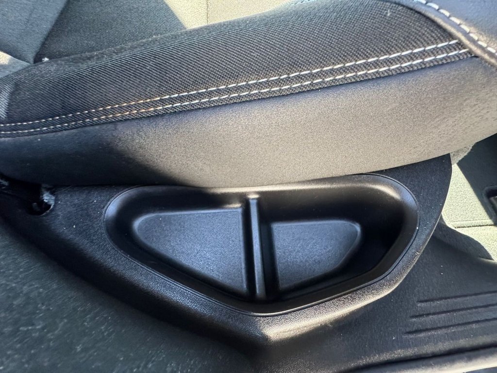 Used Volvo V40 2014 for sale - 77959672: Photo 18