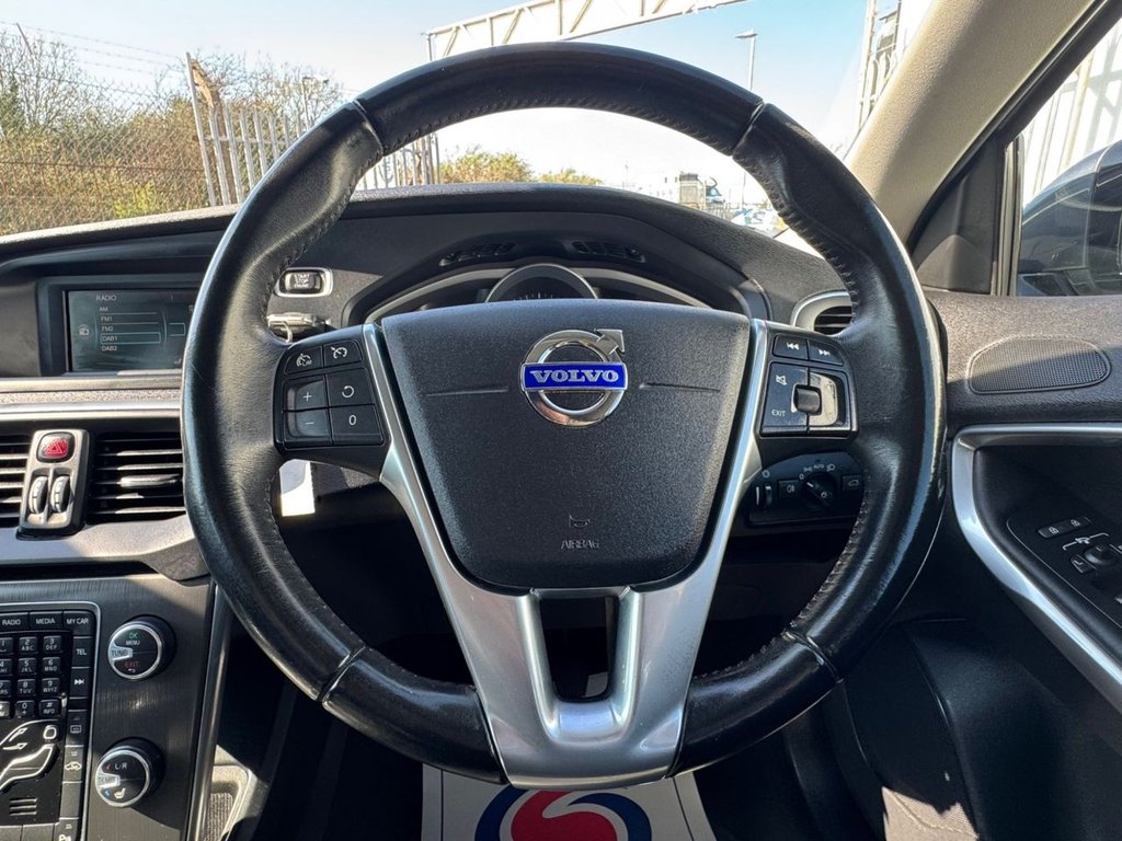 Used Volvo V40 2014 for sale - 77959672: Photo 29