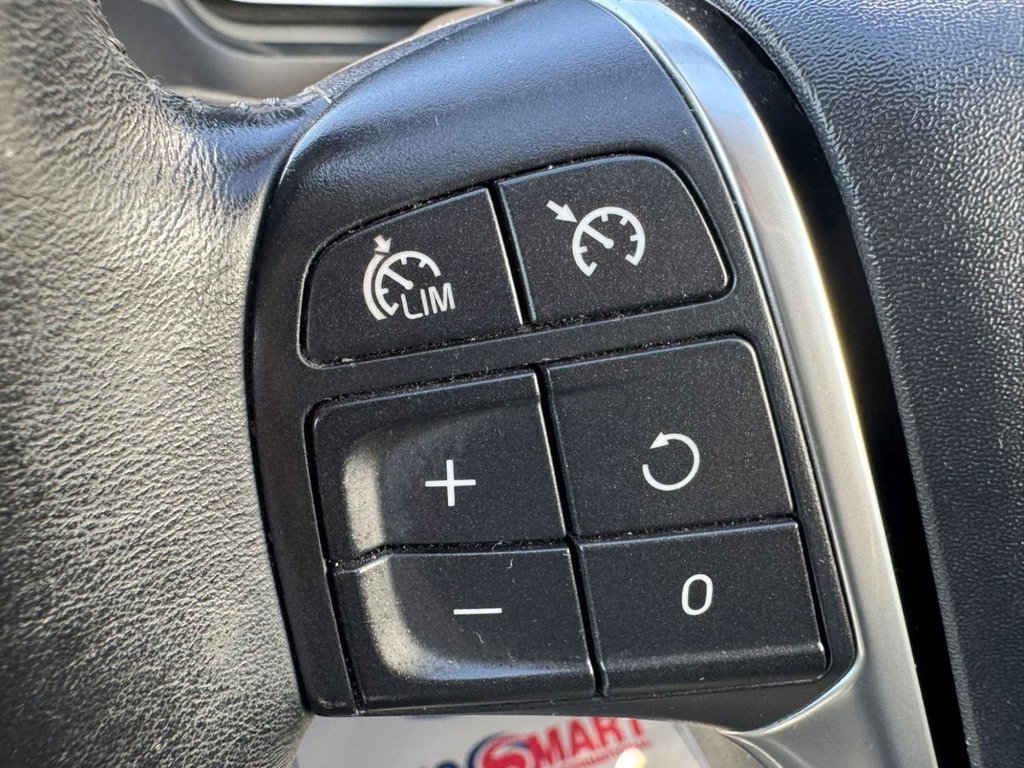 Used Volvo V40 2014 for sale - 77959672: Photo 30