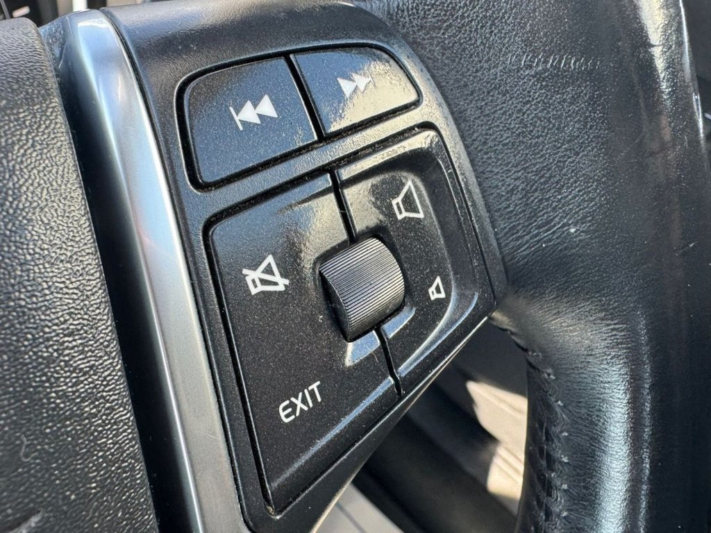 Used Volvo V40 2014 for sale - 77959672: Photo 31