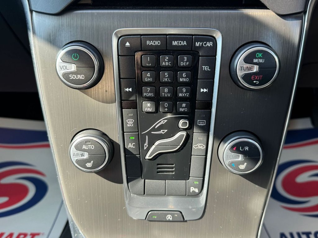 Used Volvo V40 2014 for sale - 77959672: Photo 34