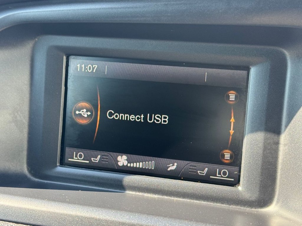 Used Volvo V40 2014 for sale - 77959672: Photo 49