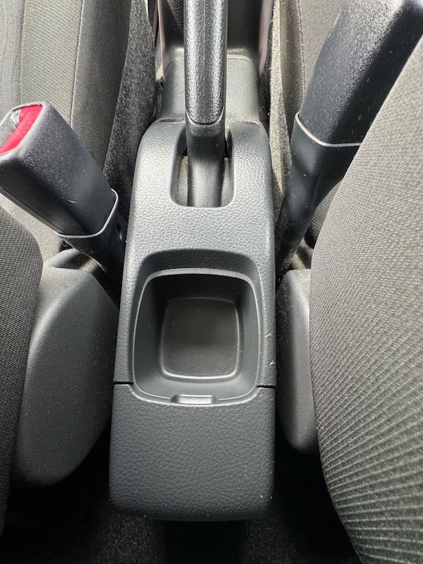 Used Suzuki Swift 2010 for sale - 74486414: Photo 16