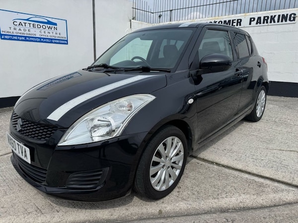 Used Suzuki Swift 2010 for sale - 74486414: Photo 1