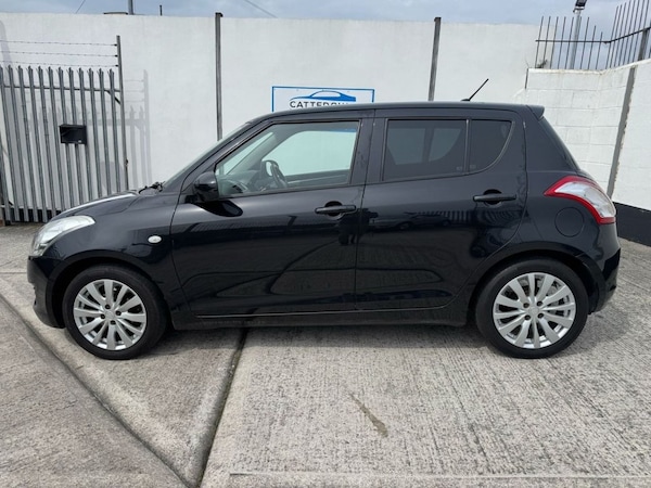 Used Suzuki Swift 2010 for sale - 74486414: Photo 2