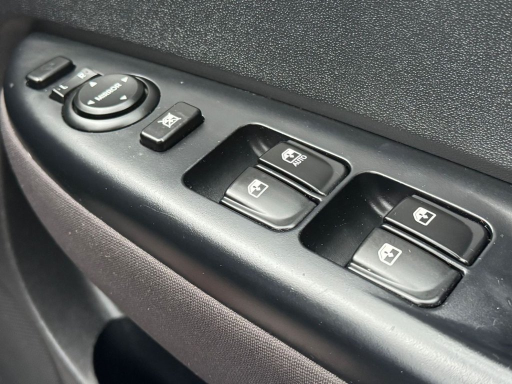 Used Hyundai i20 2011 for sale - 76724540: Photo 38