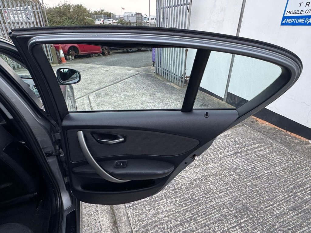 Used BMW 1 Series 2010 for sale - 77952418: Photo 13