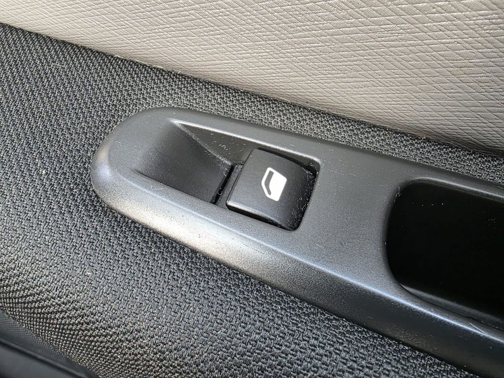 Used Citroen C4 Picasso 2016 for sale - 76927540: Photo 21