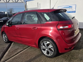 Used Citroen C4 Picasso 2016 for sale - 76927540: Photo