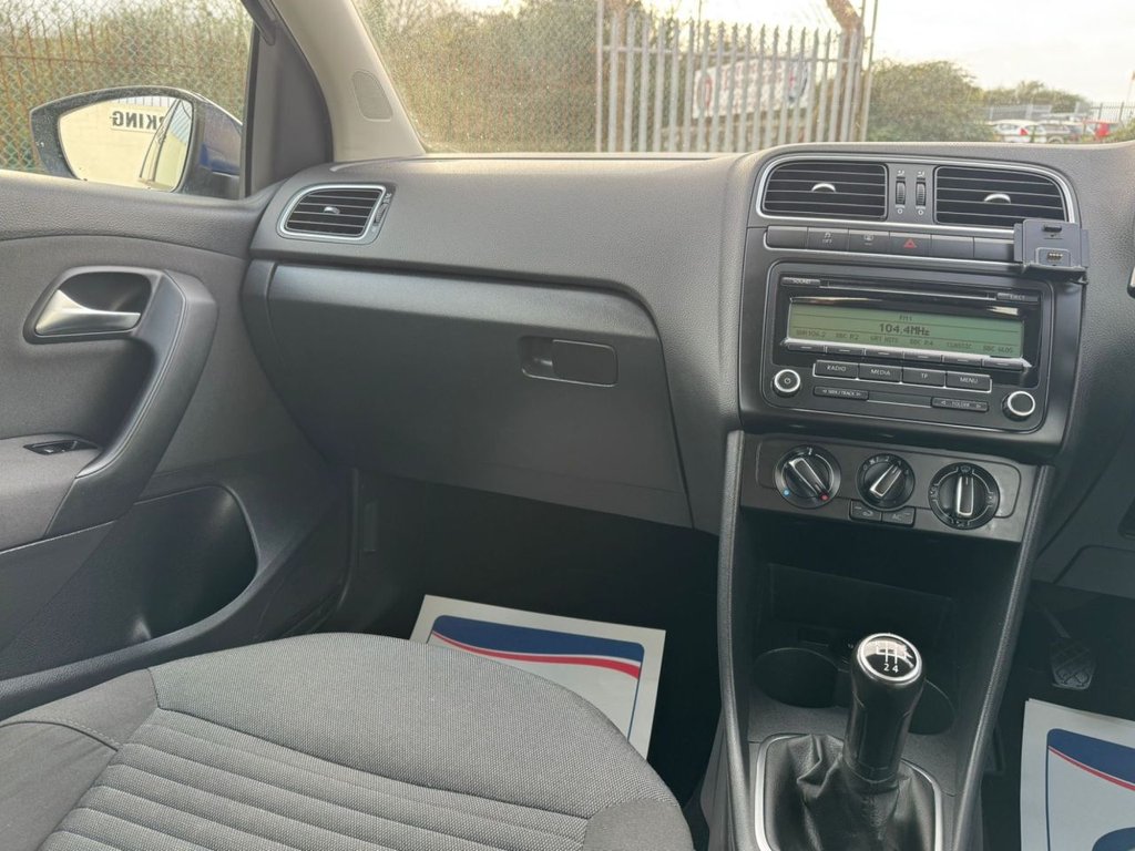 Used Volkswagen Polo 2011 for sale - 76617552: Photo 21