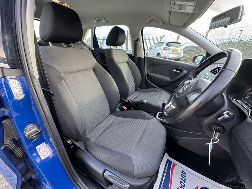 Used Volkswagen Polo 2011 for sale - 76617552: Photo 27