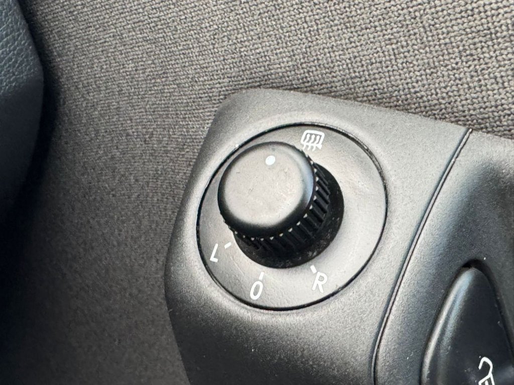 Used Volkswagen Polo 2011 for sale - 76617552: Photo 31