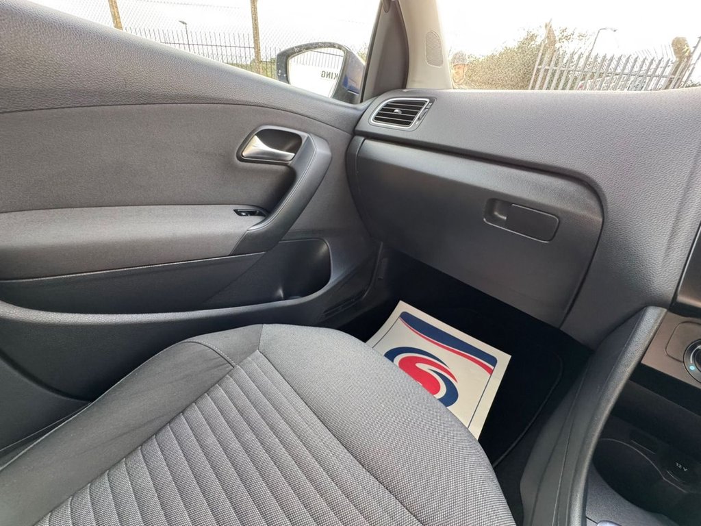 Used Volkswagen Polo 2011 for sale - 76617552: Photo 33