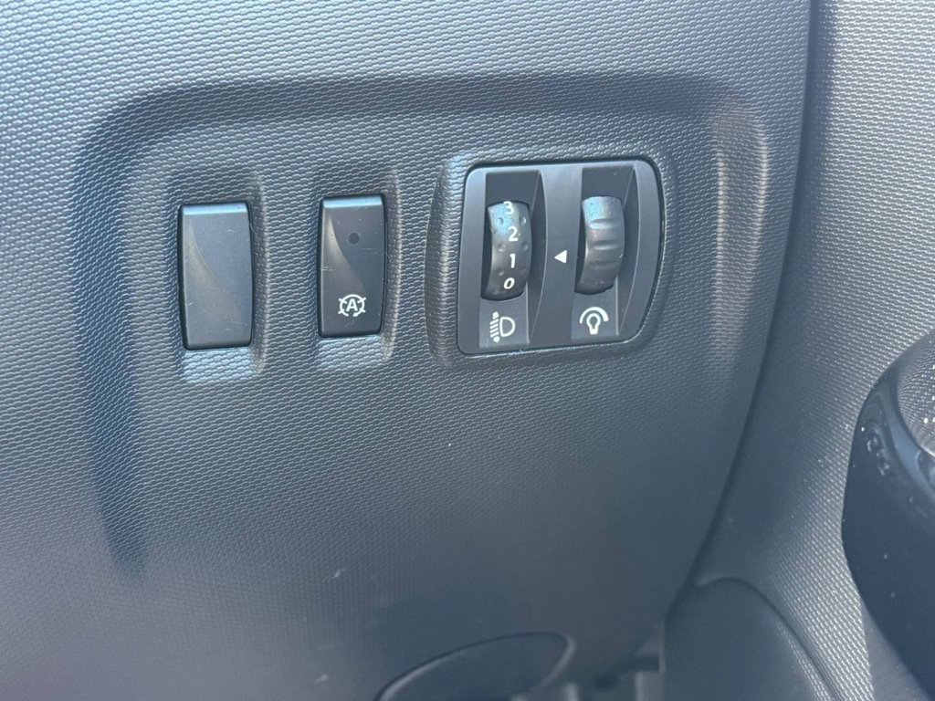 Used Renault Captur 2015 for sale - 78061916: Photo 35