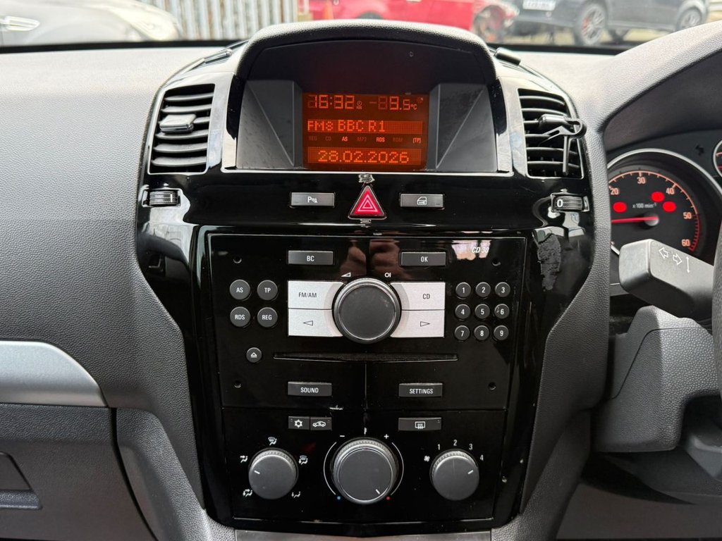 Used Vauxhall Zafira 2011 for sale - 77733980: Photo 23