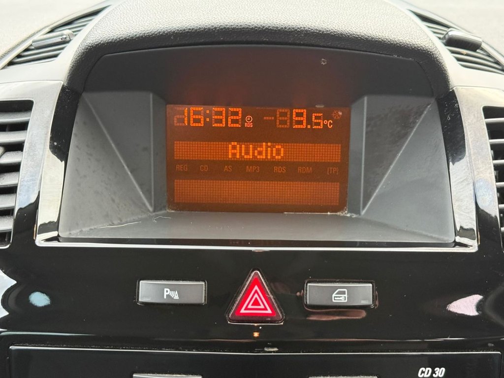 Used Vauxhall Zafira 2011 for sale - 77733980: Photo 26