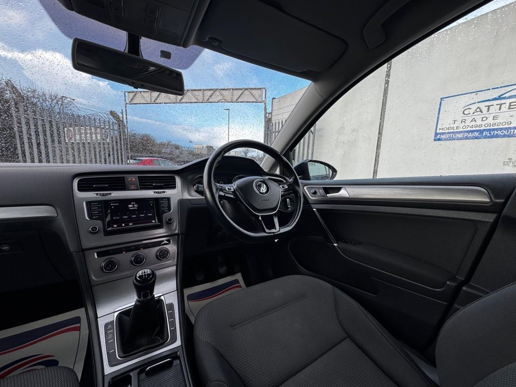 Used Volkswagen Golf 2014 for sale - 77356301: Photo 28