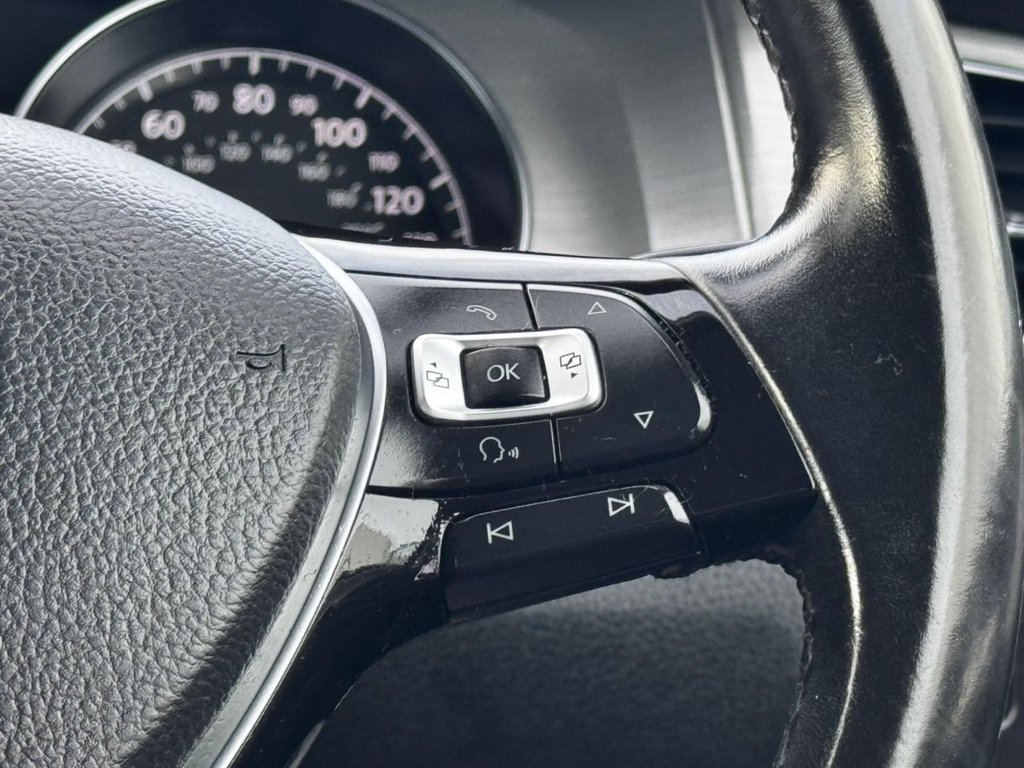 Used Volkswagen Golf 2014 for sale - 77356301: Photo 32