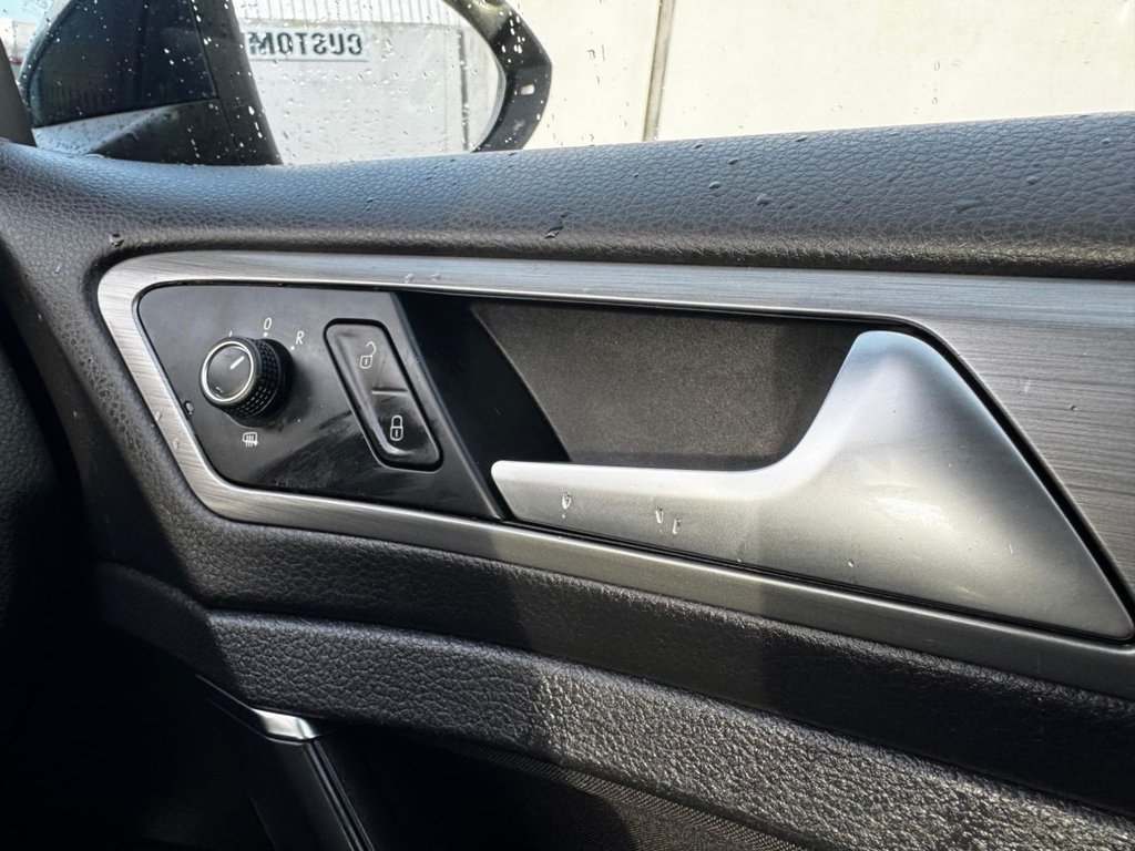 Used Volkswagen Golf 2014 for sale - 77356301: Photo 36