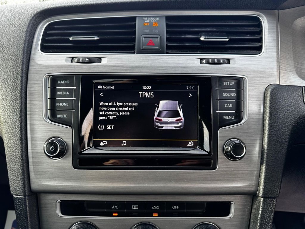 Used Volkswagen Golf 2014 for sale - 77356301: Photo 45