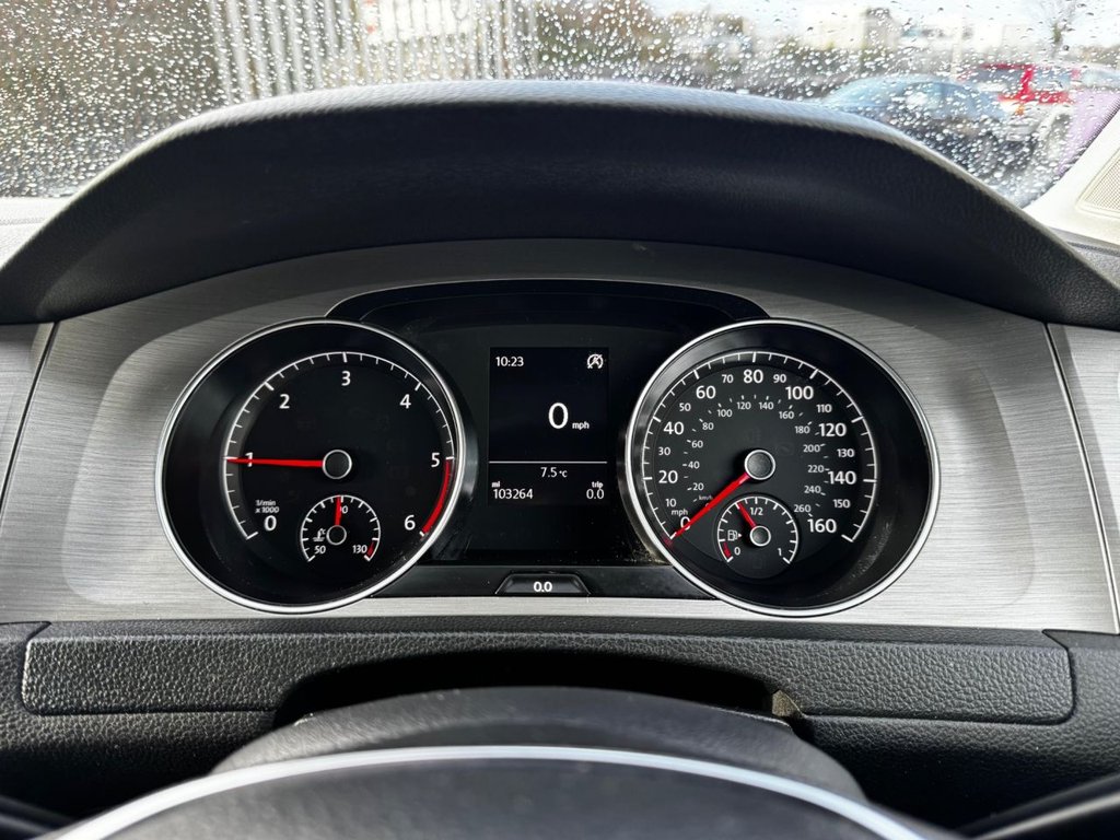 Used Volkswagen Golf 2014 for sale - 77356301: Photo 47