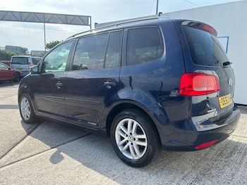 Used Volkswagen Touran 2014 for sale - 79009635: Photo
