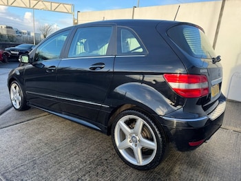 Used Mercedes-Benz B Class 2011 for sale - 77280777: Photo