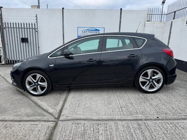 Used Vauxhall Astra 2015 for sale - 73447744: Photo 2