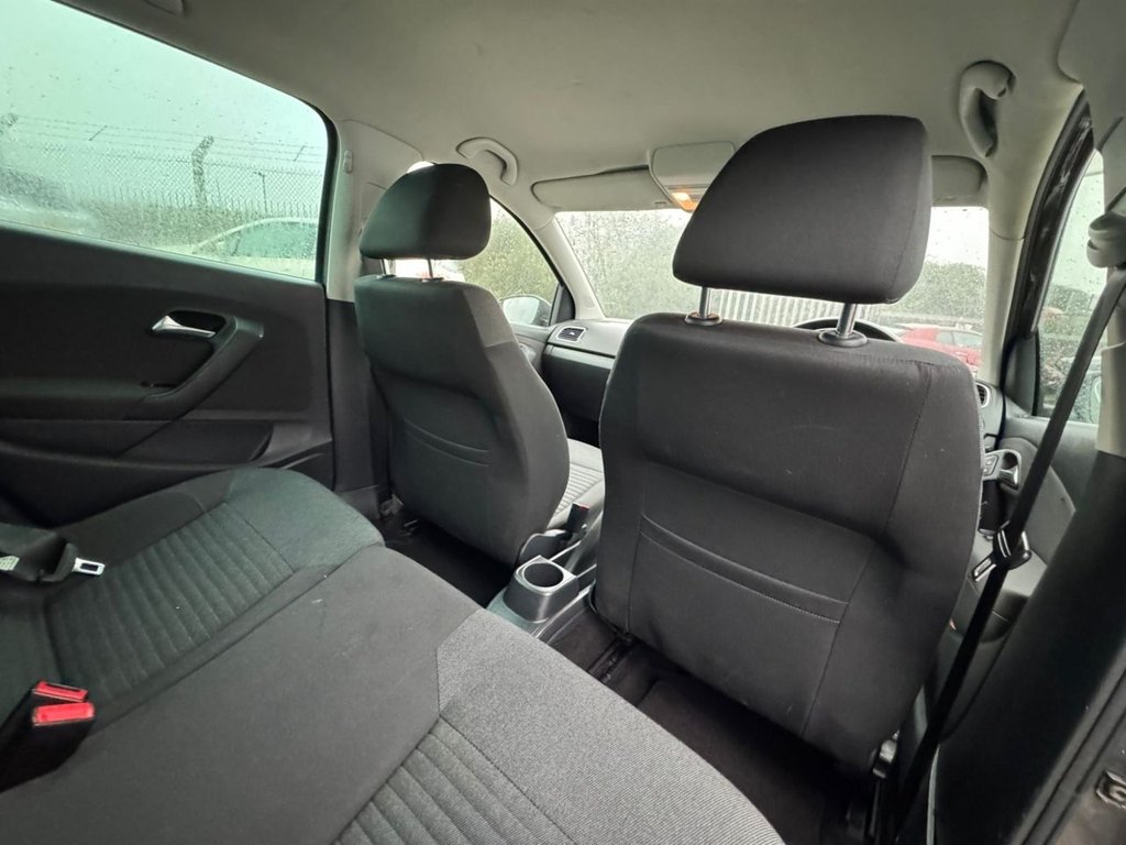 Used Volkswagen Polo 2011 for sale - 76163220: Photo 14