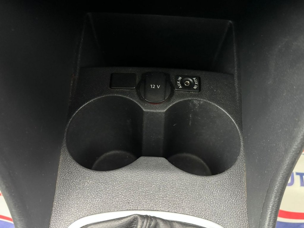 Used Volkswagen Polo 2011 for sale - 76163220: Photo 19