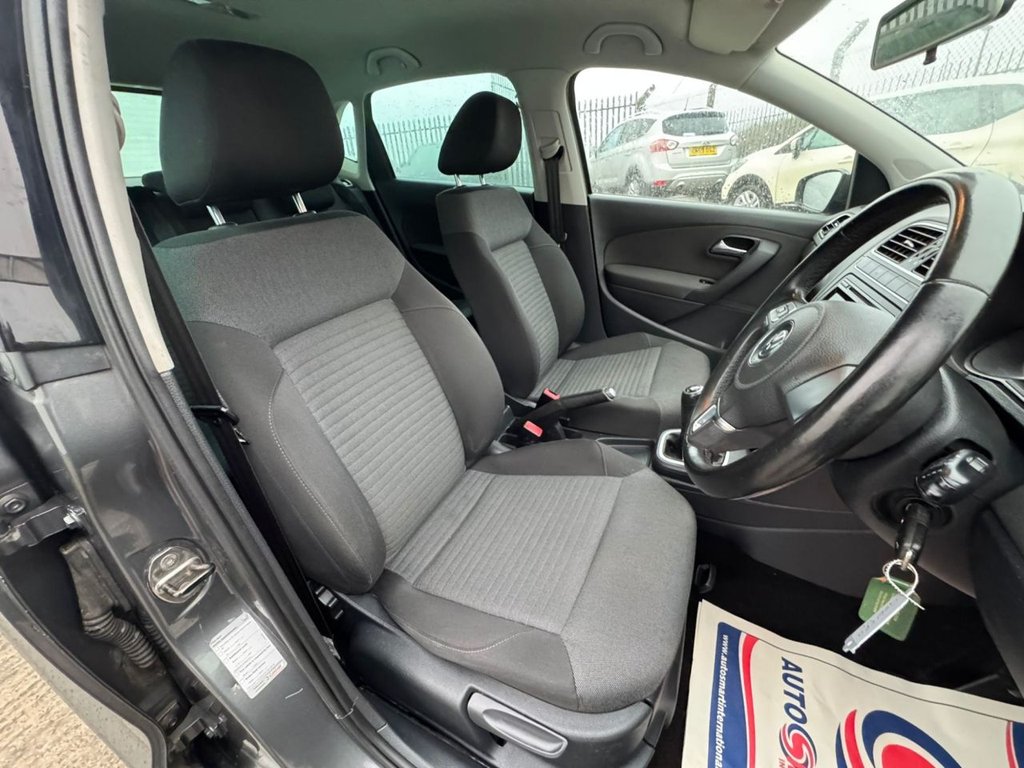 Used Volkswagen Polo 2011 for sale - 76163220: Photo 27