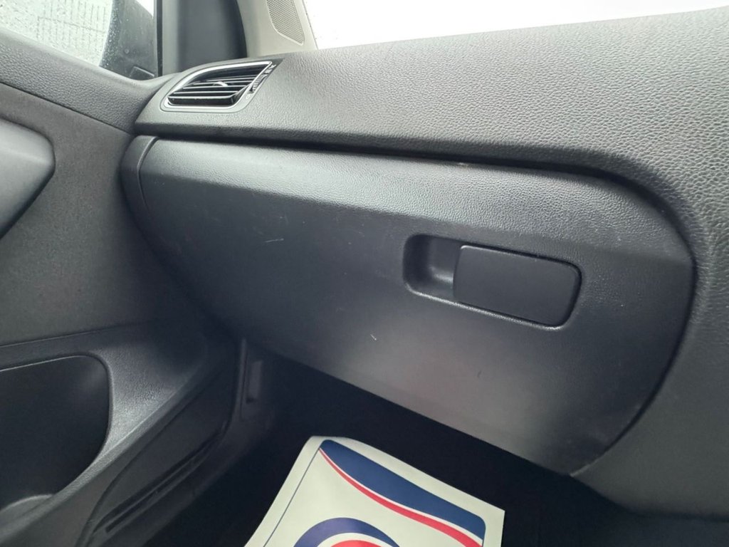 Used Volkswagen Polo 2011 for sale - 76163220: Photo 31