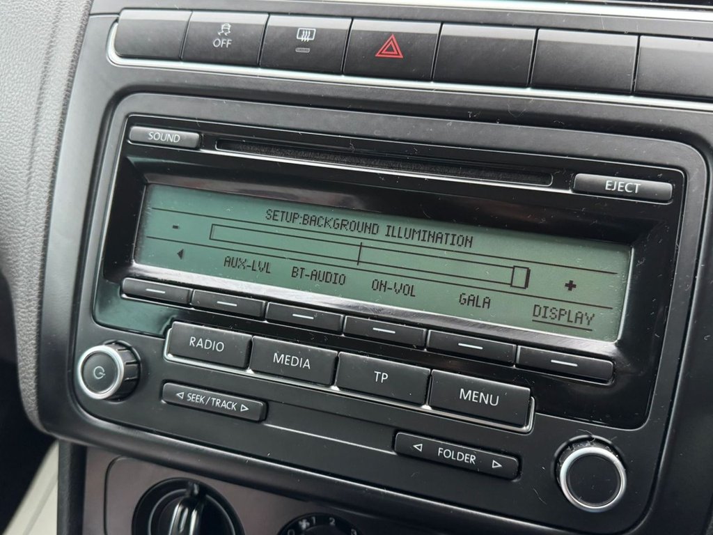 Used Volkswagen Polo 2011 for sale - 76163220: Photo 37