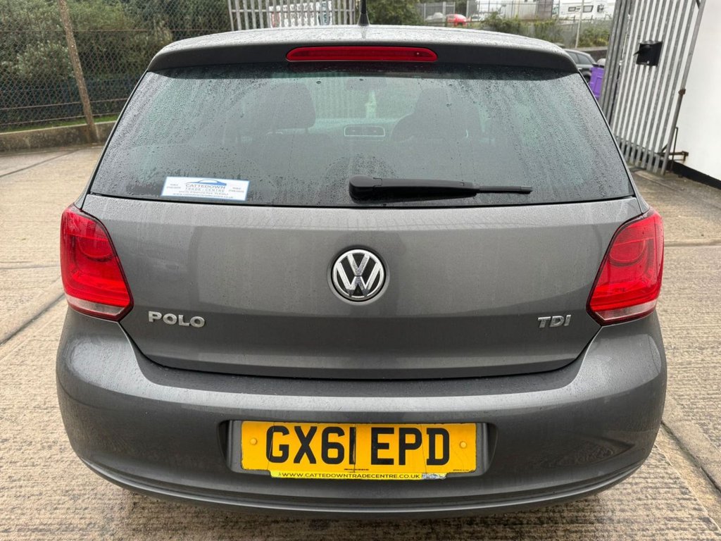 Used Volkswagen Polo 2011 for sale - 76163220: Photo 4