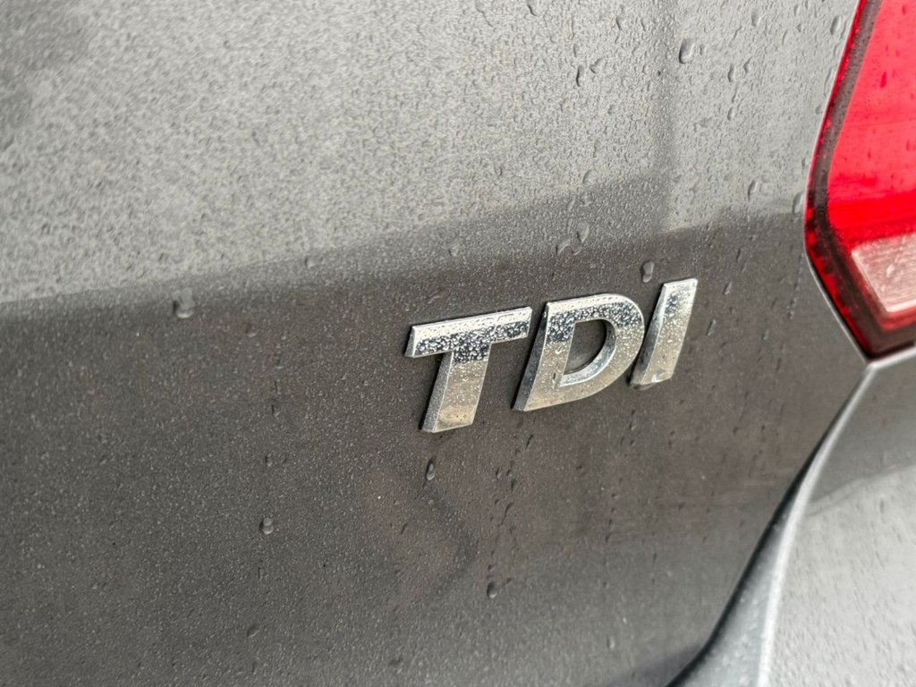 Used Volkswagen Polo 2011 for sale - 76163220: Photo 5