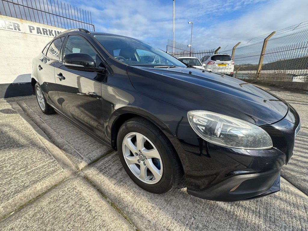 Used Volvo V40 Cross Country 2013 for sale - 77810048: Photo 12