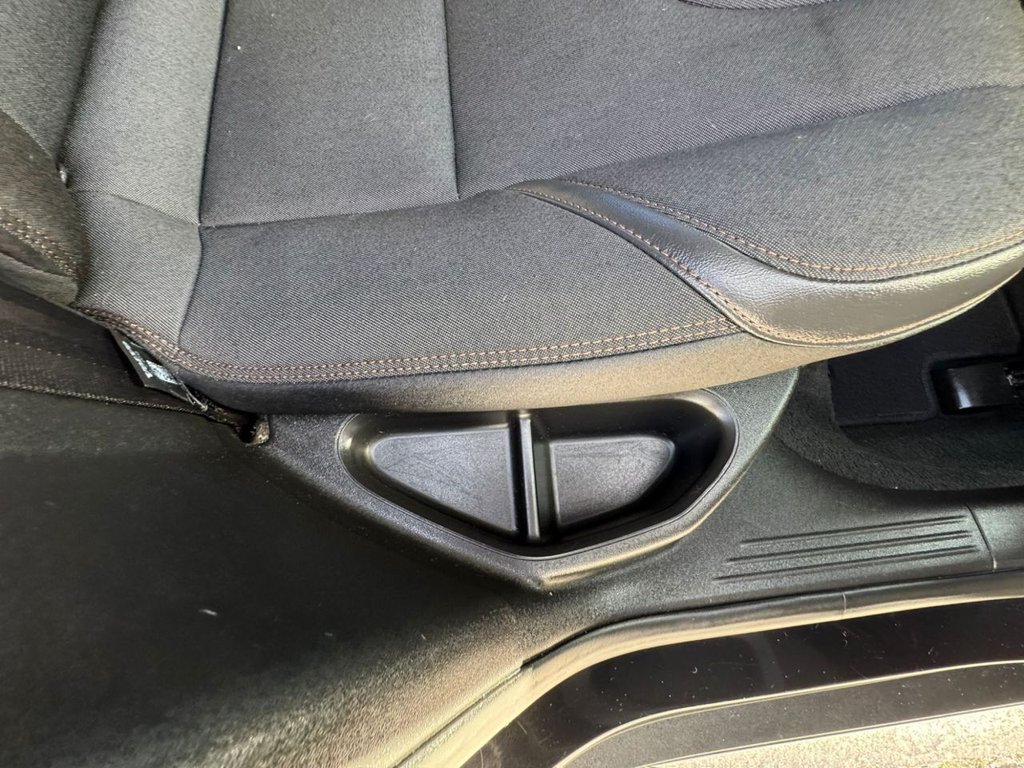 Used Volvo V40 Cross Country 2013 for sale - 77810048: Photo 18