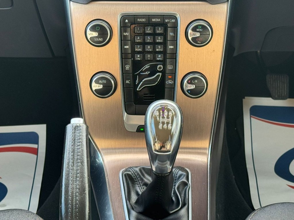 Used Volvo V40 Cross Country 2013 for sale - 77810048: Photo 28