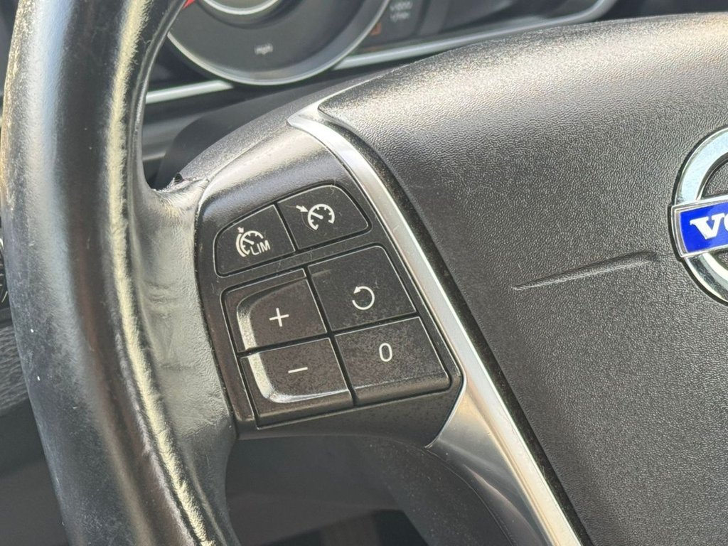 Used Volvo V40 Cross Country 2013 for sale - 77810048: Photo 35