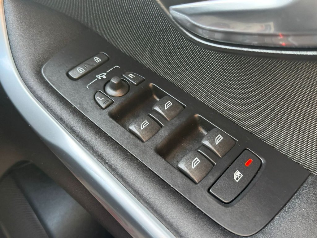 Used Volvo V40 Cross Country 2013 for sale - 77810048: Photo 36