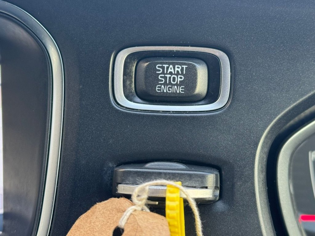 Used Volvo V40 Cross Country 2013 for sale - 77810048: Photo 37