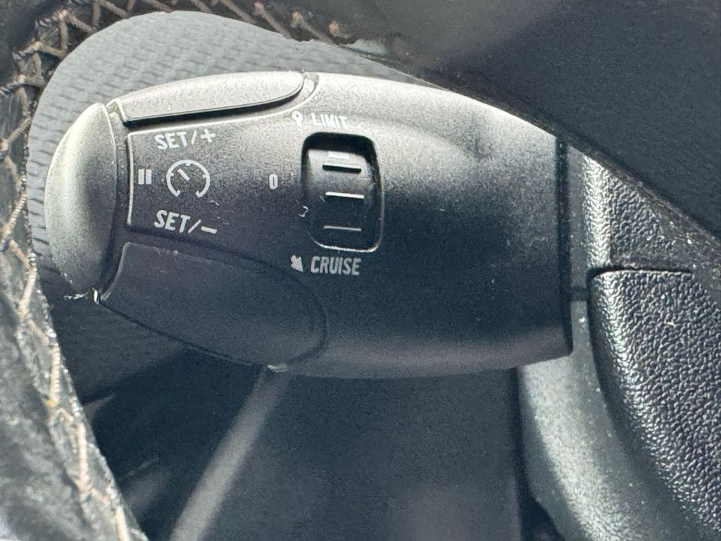 Used Peugeot 2008 2013 for sale - 77525952: Photo 35