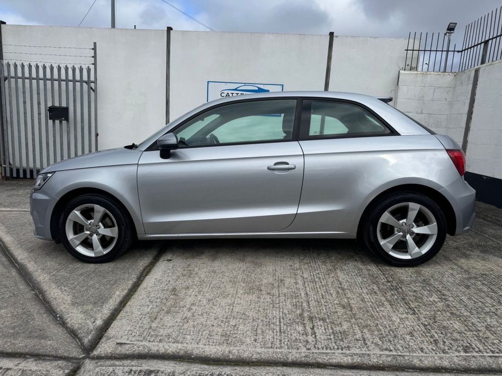 Used Audi A1 2015 for sale - 77920305: Photo 2