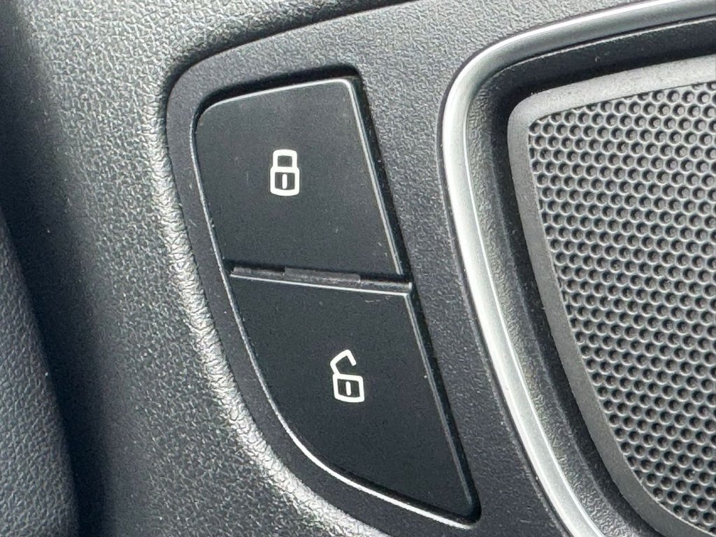 Used Audi A1 2015 for sale - 77920305: Photo 29