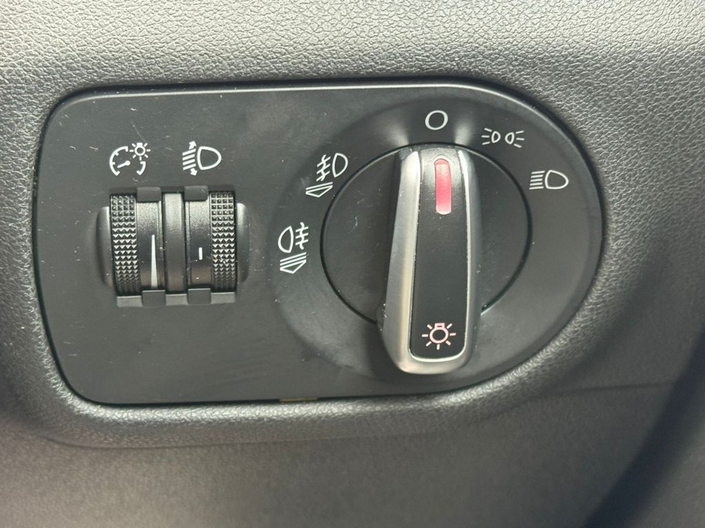 Used Audi A1 2015 for sale - 77920305: Photo 30