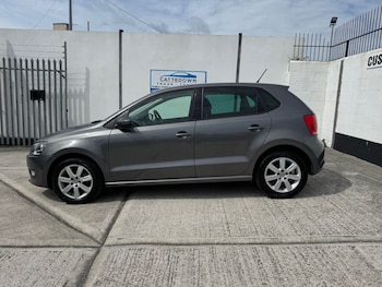Used Volkswagen Polo 2011 for sale - 75502847: Photo
