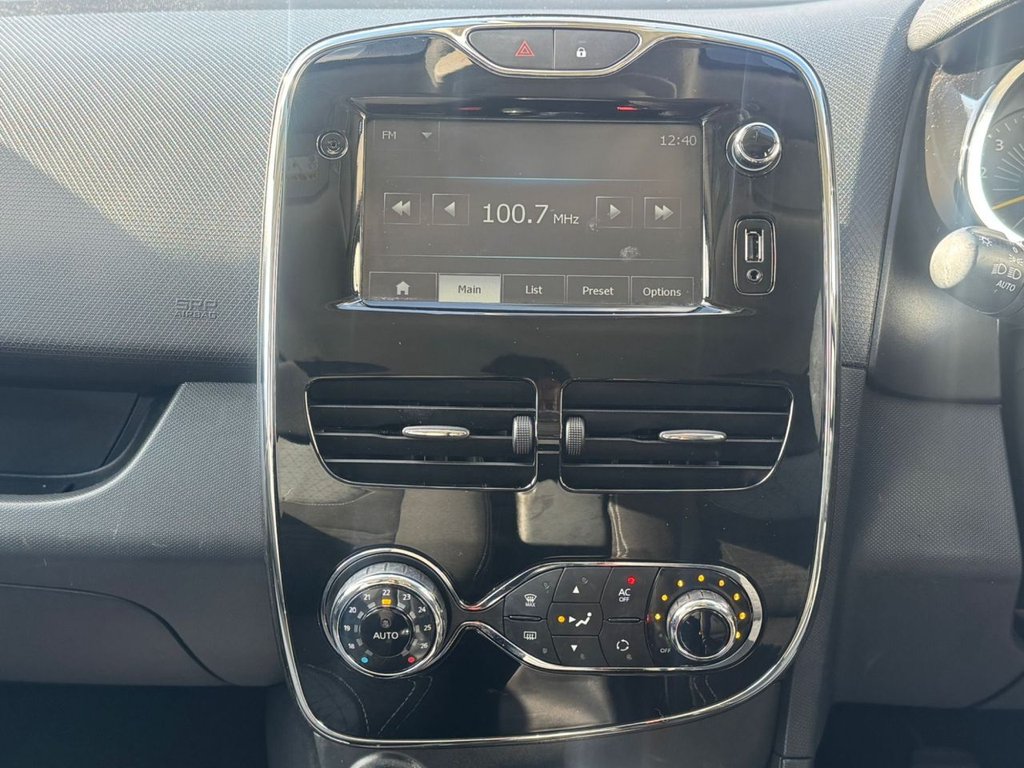 Used Renault Clio 2014 for sale - 77655178: Photo 22