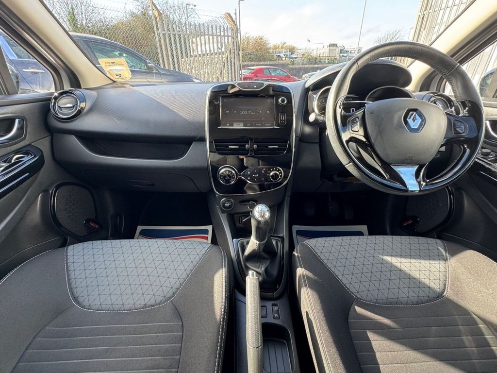 Used Renault Clio 2014 for sale - 77655178: Photo 23