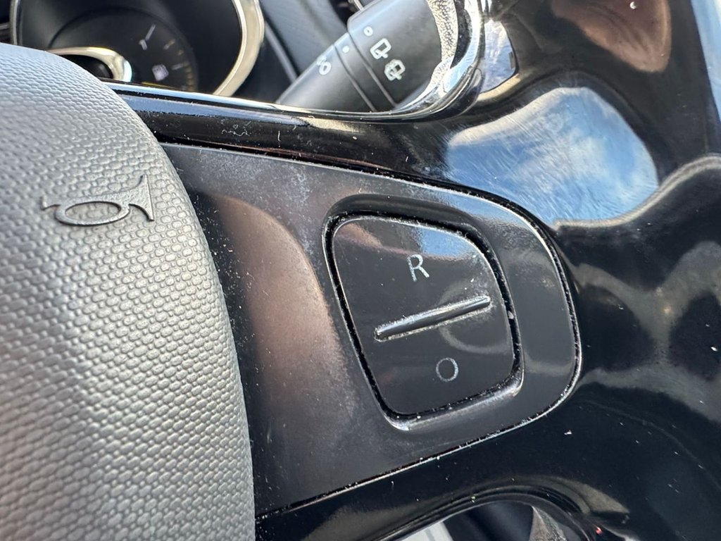 Used Renault Clio 2014 for sale - 77655178: Photo 30