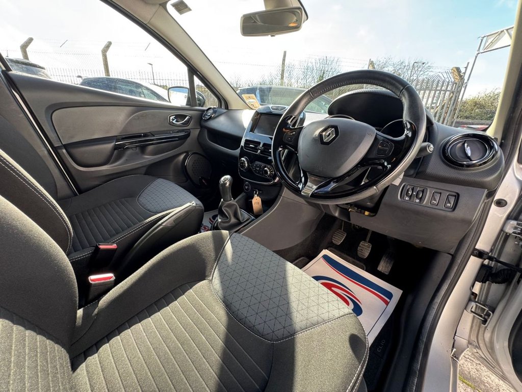 Used Renault Clio 2014 for sale - 77655178: Photo 37